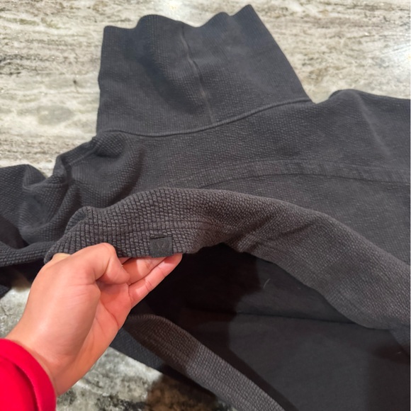 Lululemon Rubbed Funnel Neck Pullover Heathered Black - Picture 6 of 7